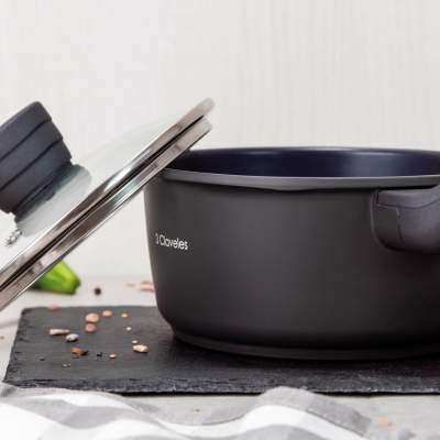 Cast aluminium casserole Dark 3 Claveles